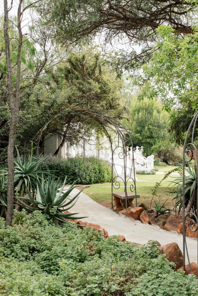 casablanca manor garden wedding